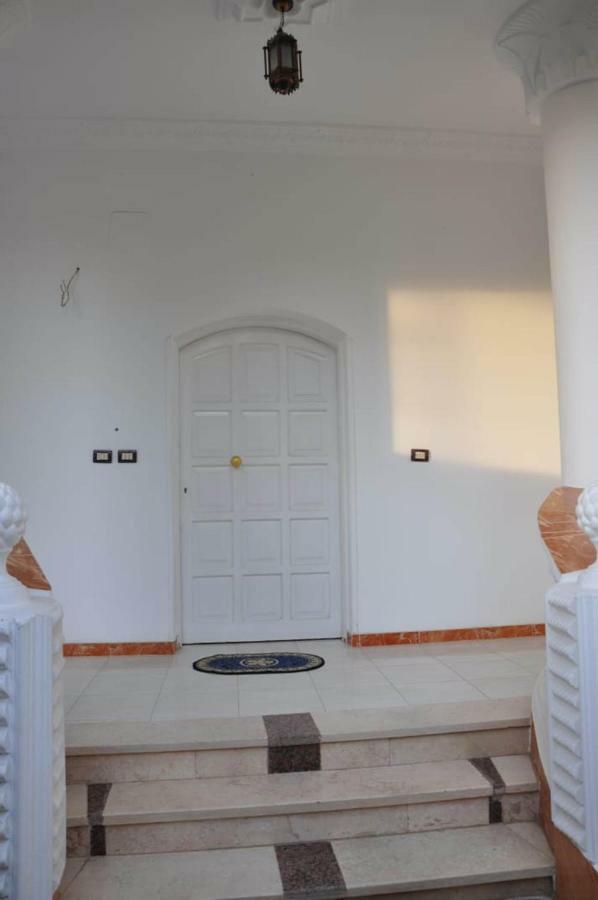 White Villa Luxor Exteriör bild
